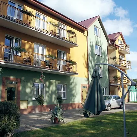 Osrodek Rehabilitacyjno-wczasowy Ewa منتزه العطل 2*