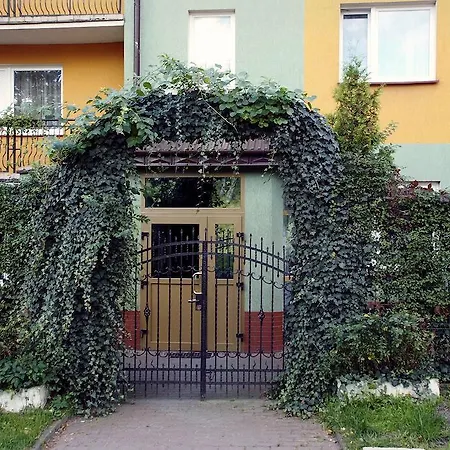 Osrodek Rehabilitacyjno-wczasowy Ewa منتزه العطل أوستكا